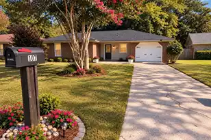107 Heritage Pl, Summerville, SC 29486 - Photo 1