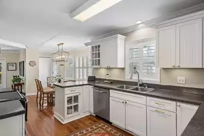 995 Governors Road, Mount Pleasant, SC 29464 - Photo 23