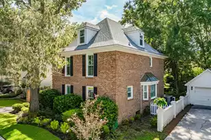995 Governors Rd, Mount Pleasant, SC 29464 - Photo 5