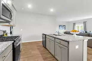 207 Greenwich Dr, Summerville, SC 29486 - Photo 17