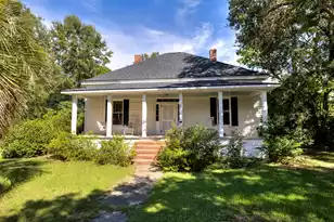 25 Church Street S, Summerton, SC 29148 - Photo 1