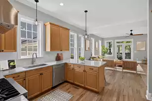 7060 Schooner St, Charleston, SC 29492 - Photo 15