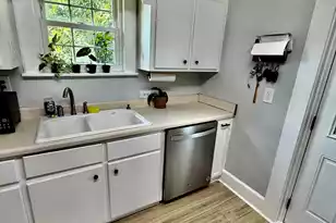 2408 Cleveland Street E, Elloree, SC 29047 - Photo 7
