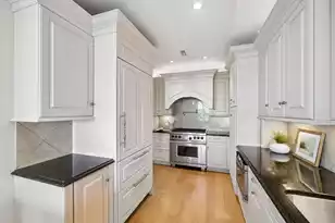 2 Laurens Street, Charleston, SC 29401 - Photo 21
