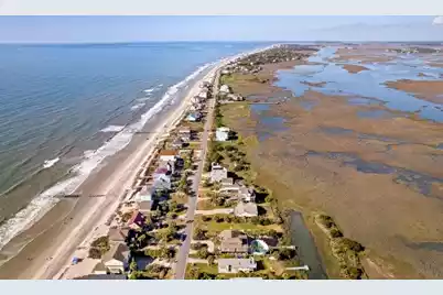1626 Ashley Avenue E, Folly Beach, SC 29439 - Photo 15