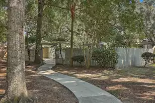 1203 Village Creek Ln, Mount Pleasant, SC 29464 - Photo 5