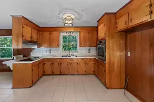1887 St Julian Dr, Charleston, SC 29407 - Photo 9