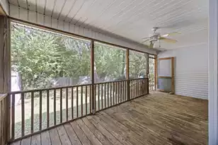 185 Thames Ave, Summerville, SC 29485 - Photo 21