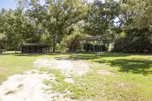 402 New St, Smoaks, SC 29481 - Photo 23
