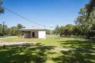 402 New St, Smoaks, SC 29481 - Photo 5