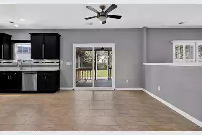 5236 Lenora Drive, Summerville, SC 29485 - Photo 9