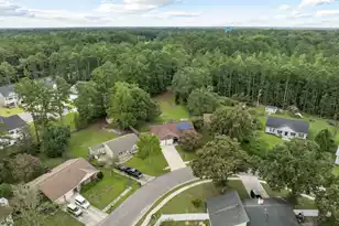 222 Mohican Cir, Summerville, SC 29483 - Photo 35