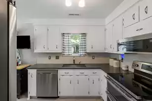 222 Mohican Cir, Summerville, SC 29483 - Photo 21