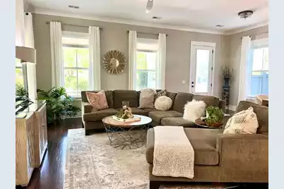 602 Ellingson Parkway, Mount Pleasant, SC 29464 - Photo 9