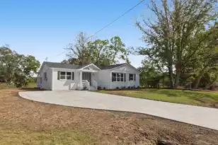 1106 Windward Rd, Charleston, SC 29412 - Photo 3