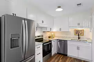 1713 Greystone #Apt 36, Mount Pleasant, SC 29464 - Photo 7