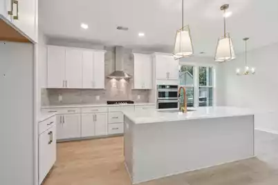 1130 Burkets Bend Lane, Charleston, SC 29492 - Photo 3