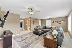 125 Hanging Moss Rd, Summerville, SC 29485 - Photo 33