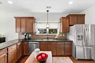 125 Hanging Moss Rd, Summerville, SC 29485 - Photo 17