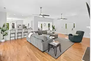 880 Trent St, Charleston, SC 29414 - Photo 3