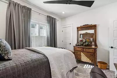1534 Lakeshore Drive N, Mount Pleasant, SC 29466 - Photo 47