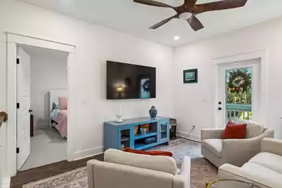 1534 Lakeshore Drive N, Mount Pleasant, SC 29466 - Photo 29