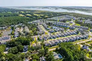 1534 Lakeshore Dr N, Mount Pleasant, SC 29466 - Photo 81