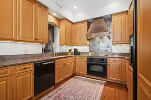 59 Society St, Charleston, SC 29401 - Photo 17