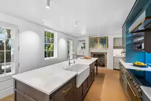 41 King St, Charleston, SC 29401 - Photo 17