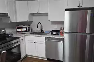 300 Crestview Dr, Summerville, SC 29485 - Photo 5
