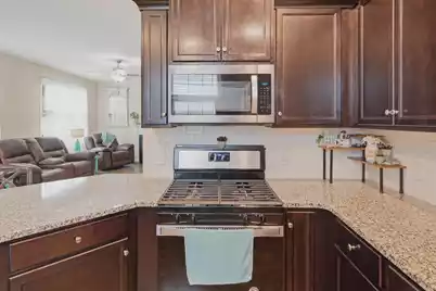 581 Yellow Leaf Lane, Summerville, SC 29486 - Photo 7