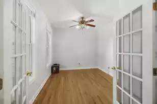 541 Woodspring Rd, Mount Pleasant, SC 29466 - Photo 5