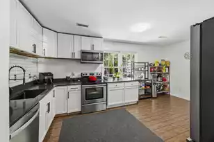 114 Lisa Dr, Summerville, SC 29485 - Photo 11