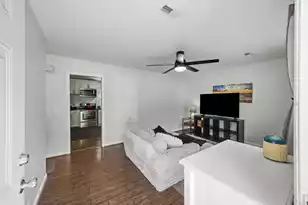 114 Lisa Dr, Summerville, SC 29485 - Photo 7