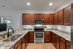 187 Pine Street W, Summerville, SC 29485 - Photo 7