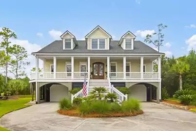 1924 Shields Lane, Mount Pleasant, SC 29466 - Photo 3