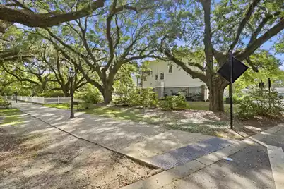 1025 Avenue Of Oaks, Charleston, SC 29407 - Photo 3