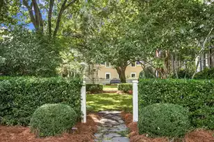 301 Bennett St, Mount Pleasant, SC 29464 - Photo 43