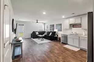 200 Coral Sunset Wy, Summerville, SC 29486 - Photo 3