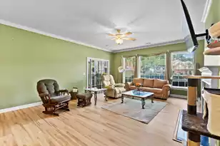 1434 Belcourt Ln, Mount Pleasant, SC 29466 - Photo 5