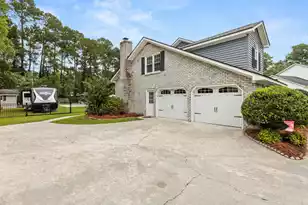 1033 Trotters Blvd, Summerville, SC 29483 - Photo 11
