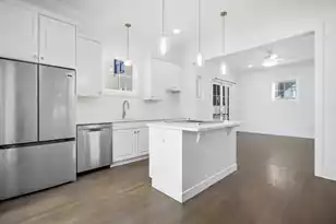 18 Corinne St, Charleston, SC 29403 - Photo 5