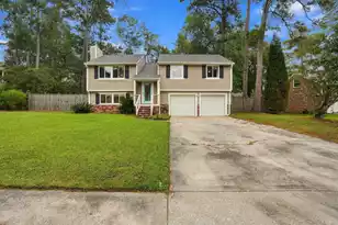 105 Flicker Ln, Summerville, SC 29485 - Photo 1