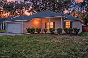 8608 Hickory Creek Ct, North Charleston, SC 29420 - Photo 1