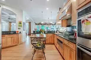 1890 Cherokee Rose Cir, Mount Pleasant, SC 29466 - Photo 23