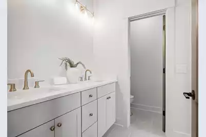 834 Curved Creek Court, Charleston, SC 29412 - Photo 25