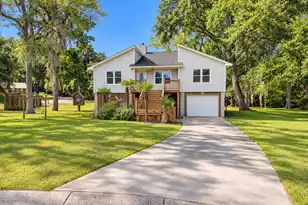 970 Night Heron Dr, Mount Pleasant, SC 29464 - Photo 1