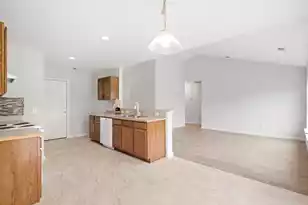 265 Avonshire Dr, Summerville, SC 29483 - Photo 11