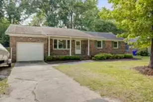 1386 Fairfield Ave, Charleston, SC 29407 - Photo 1