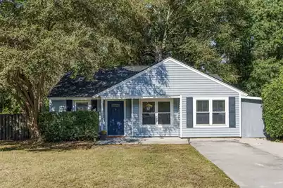 1083 Oakcrest Drive, Charleston, SC 29412 - Photo 1